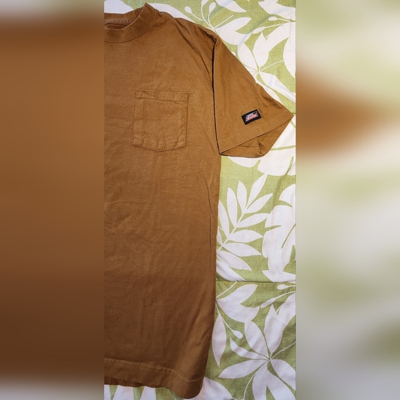 Dieckies Men's large Caramel Brown T shirt - Picture 4 of 6